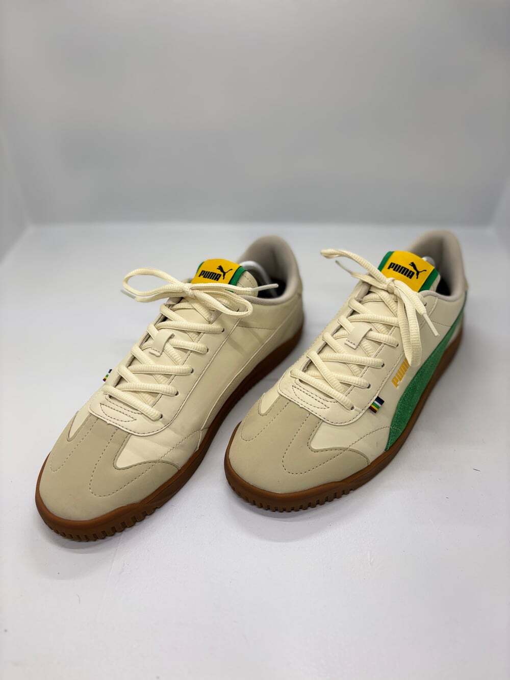 PUMA Sneakers Cream Green Gum Sole Size 11 395105-01